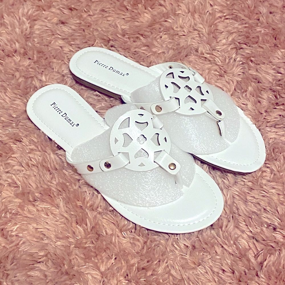 Pierre Dumas The sky is the limit white sandals size 9